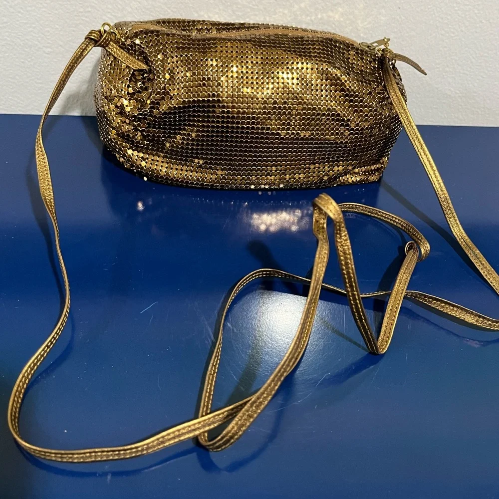 Bronze Mesh Purse Metallic Brown Metal Barrel Crossbody Bag Vintage 80s 90s